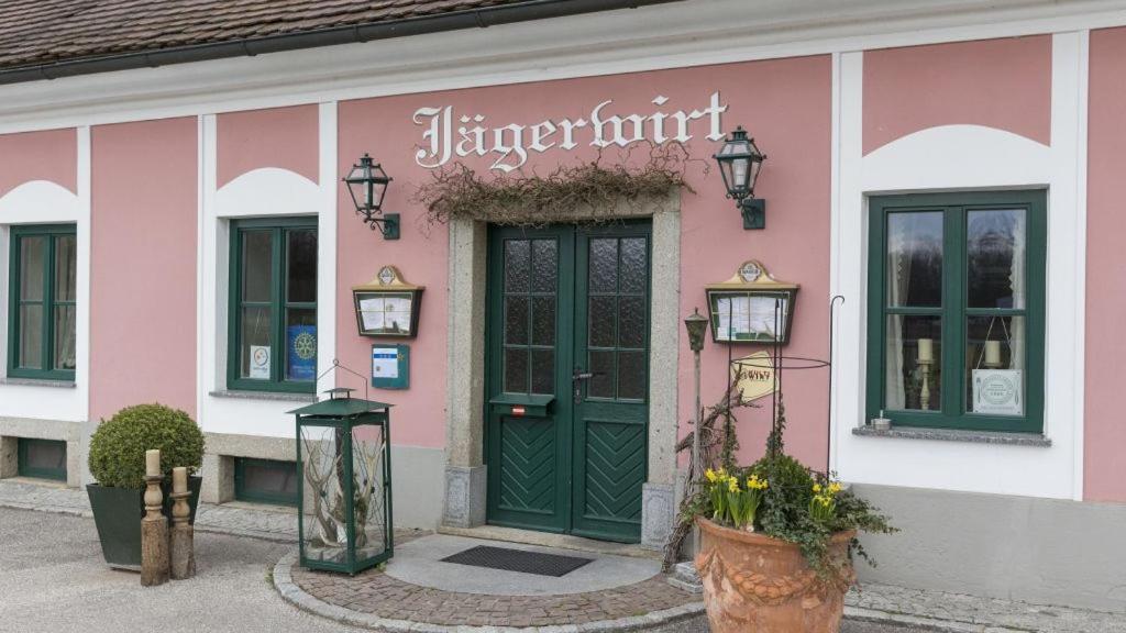 Gasthof Jaegerwirt Hotel Au an der Donau ภายนอก รูปภาพ